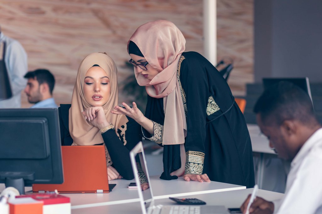 22 Successful Women Entrepreneurs from Middle East share their Best Time Management and Productivity tips